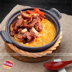 CƠM NIÊU BÒ SỐT TIÊU ĐEN